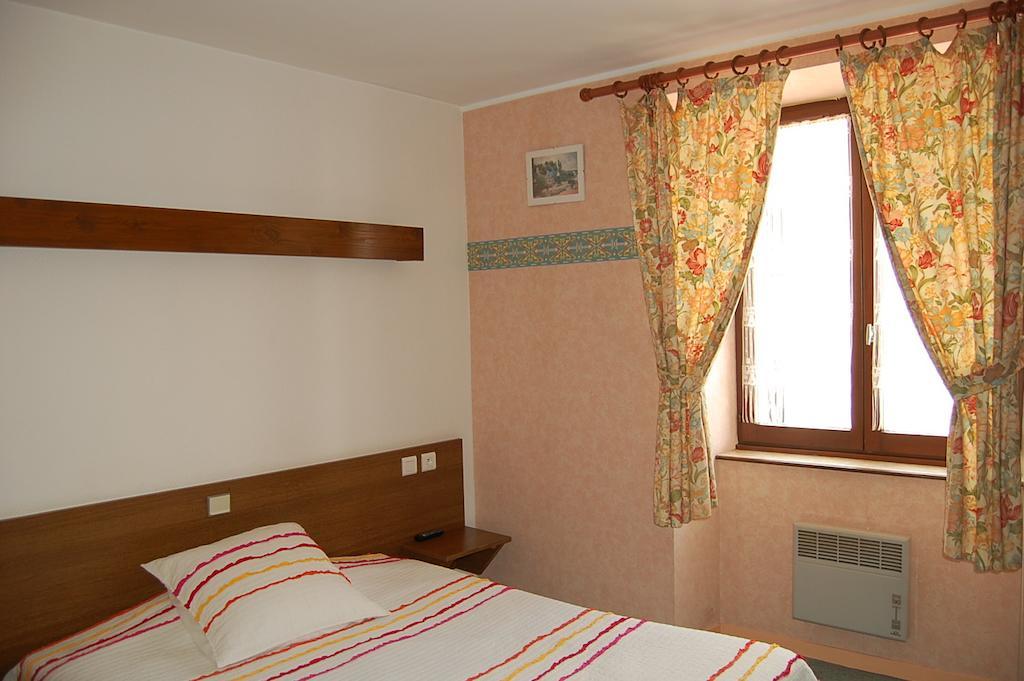 Hotel Du Donjon Champlitte-et-le-Prelot Luaran gambar